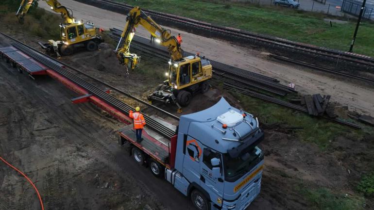 Transport_ponadnormatywny_szyn_załadunek