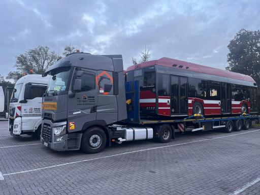 Transport ponadgabarytowy autobusu Solaris z Bolechowa do Monachium – MIMB Trans